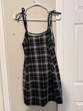 SHEIN Black and White Plaid Tie-Shoulder Mini Dress